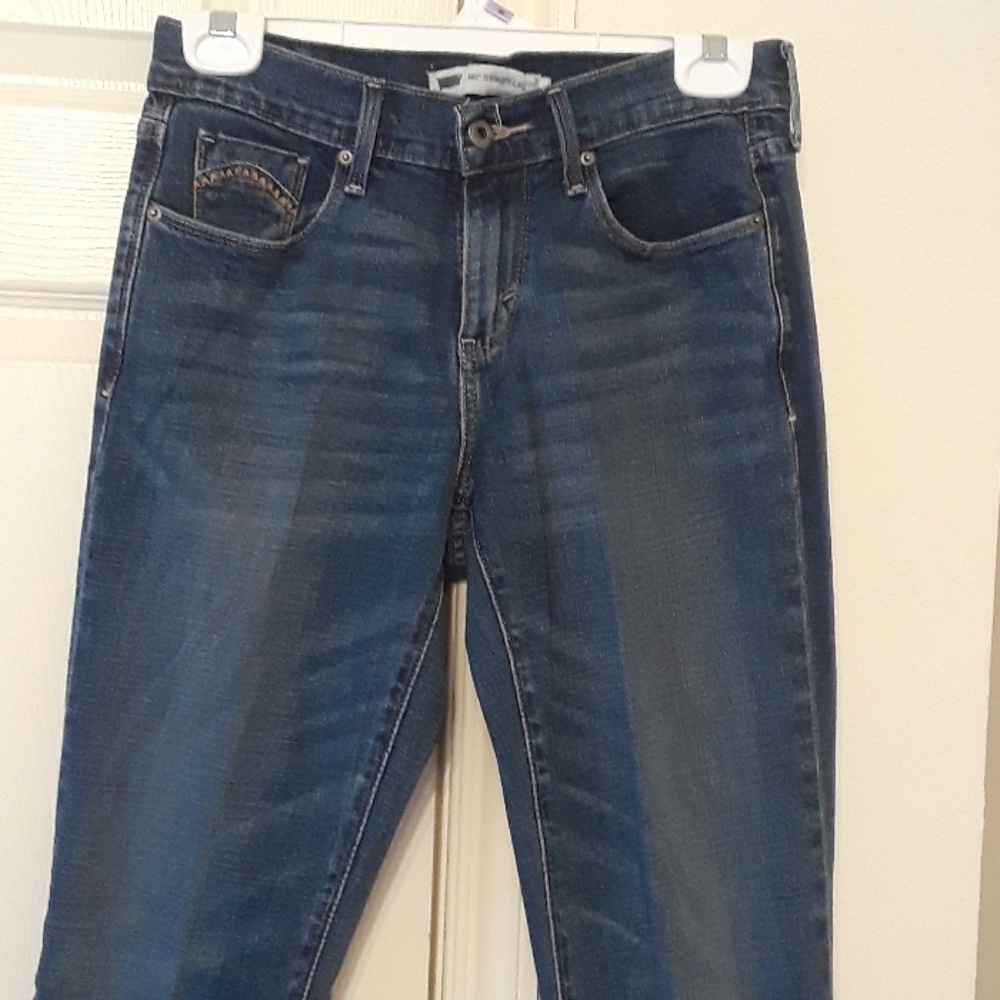 Levi jeans
